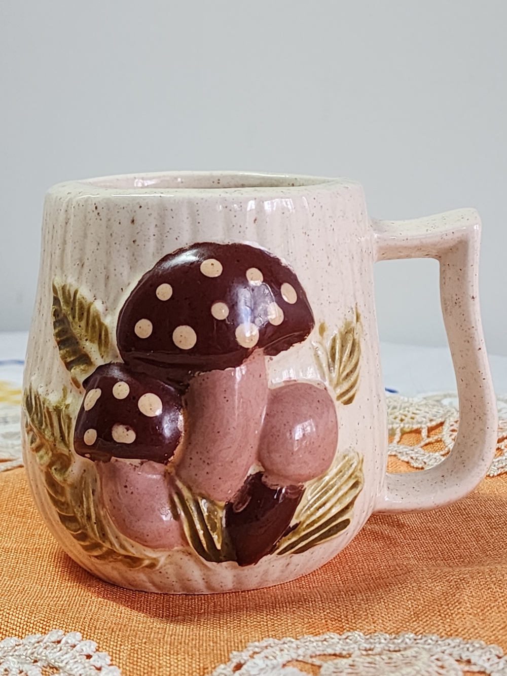 Vintage Arnels Ceramic Mushroom Mug, 10 oz